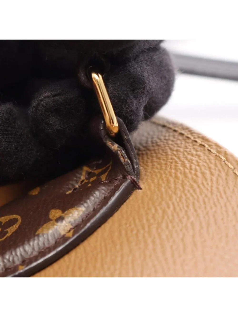Louis Vuitton Tote Bag On The Go MM Monogram Giant Reverse Canvas Leather